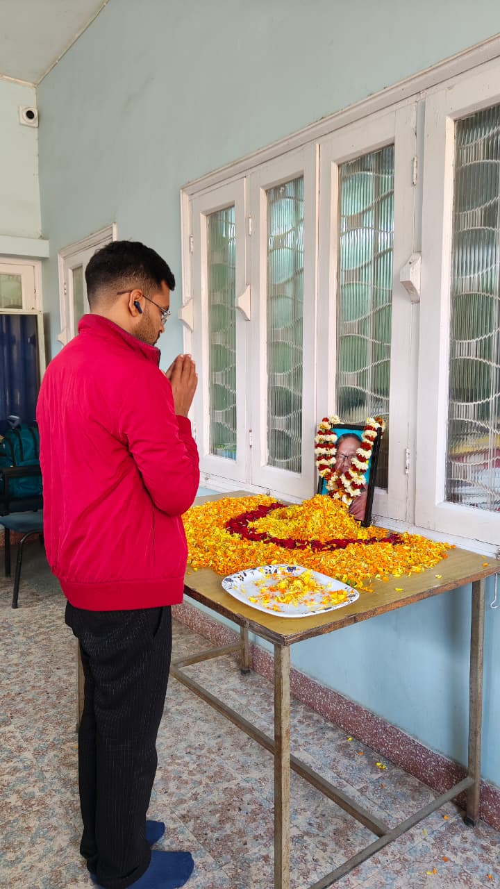 वन निगम के पूर्व कर्मचारी स्वर्गीय श्री सत्यनारायण मंडल जी के निधन पर शोक सभा का आयोजन